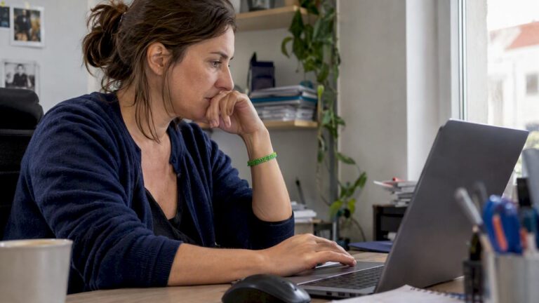 Responsable contrôlant les cookies de son site